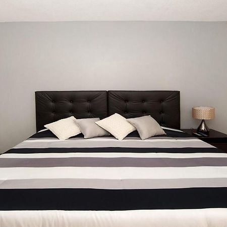 Econosuites Monterrey Eksteriør bilde