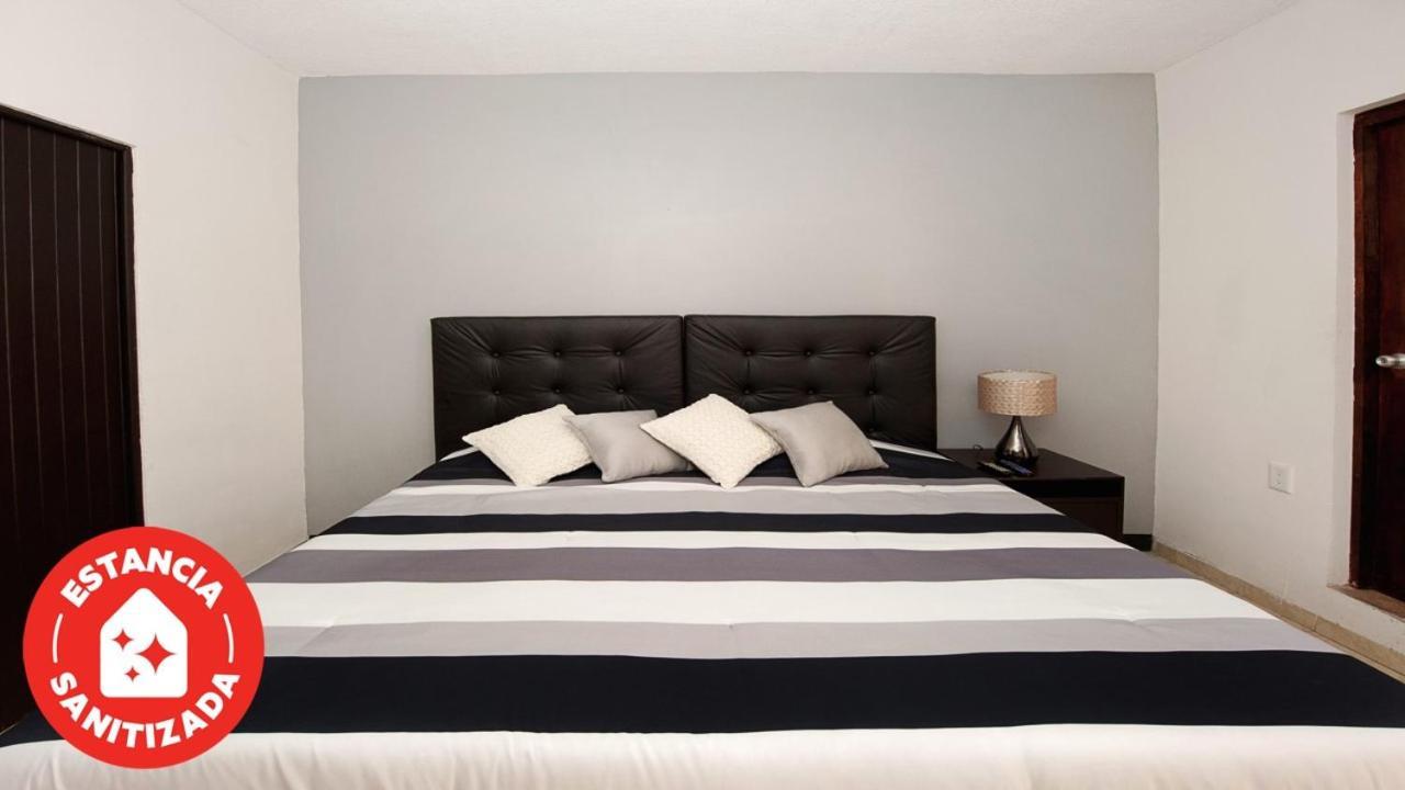 Econosuites Monterrey Eksteriør bilde