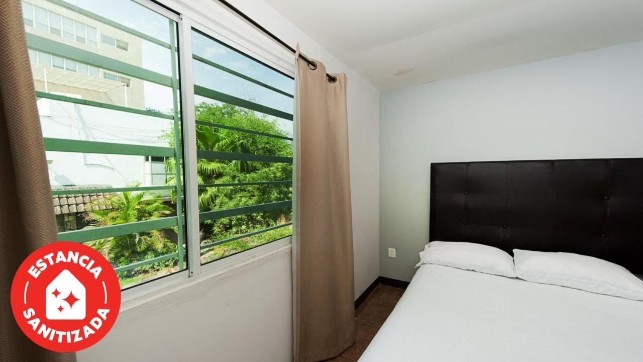 Econosuites Monterrey Eksteriør bilde