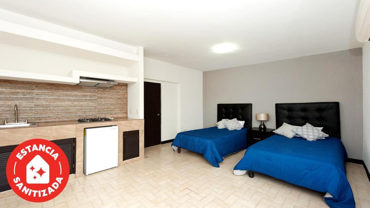 Econosuites Monterrey Eksteriør bilde